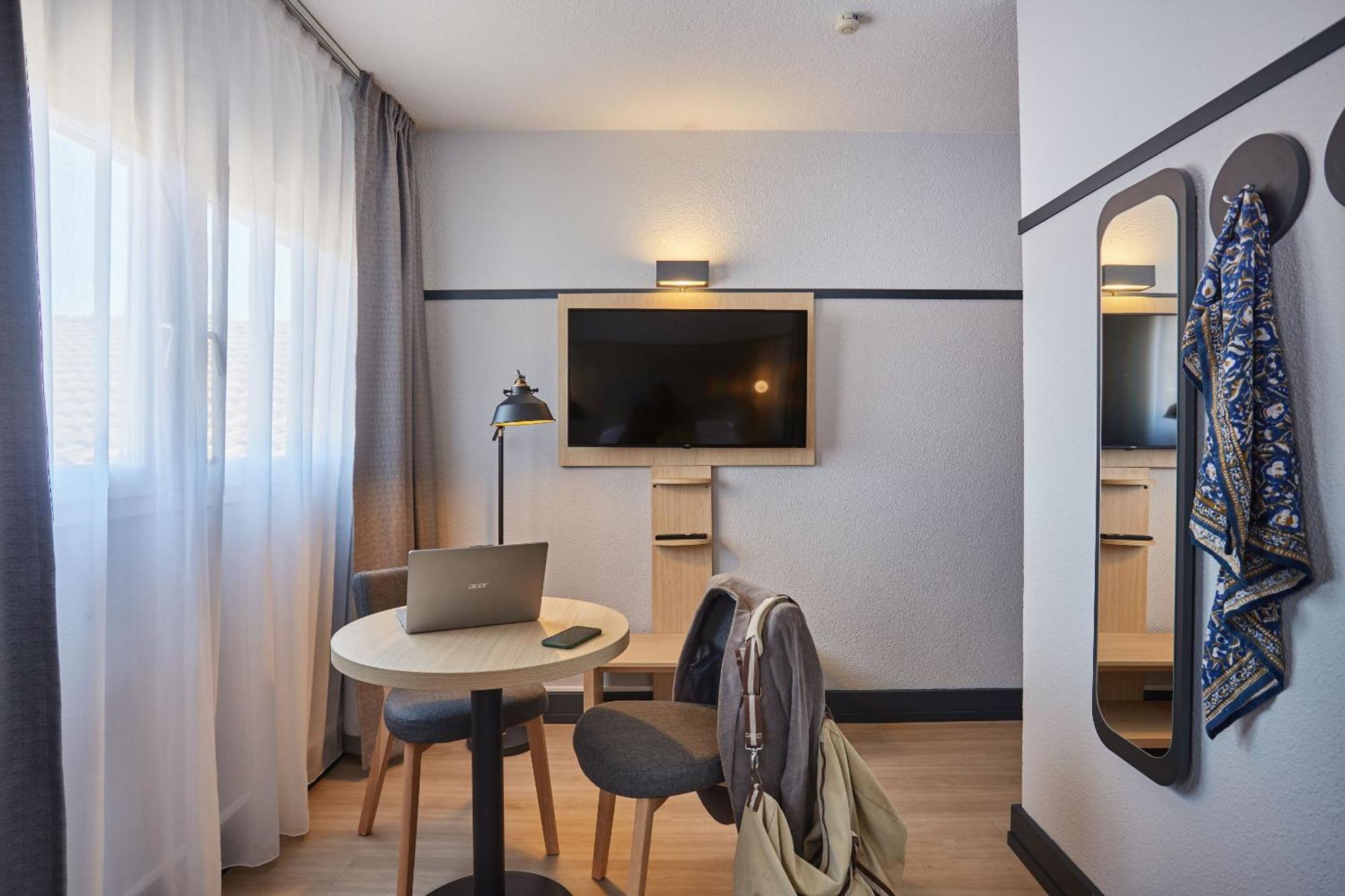 Appart Hotel Odalys City Aix En Provence L'Atrium Aix-en-Provence Exterior photo