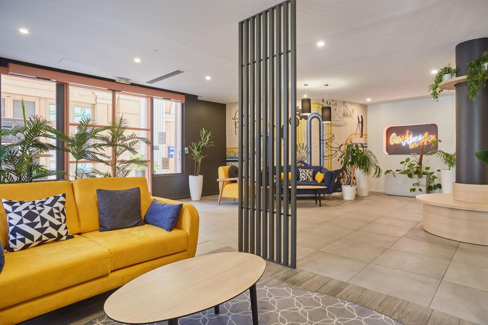 Appart Hotel Odalys City Aix En Provence L'Atrium Aix-en-Provence Exterior photo