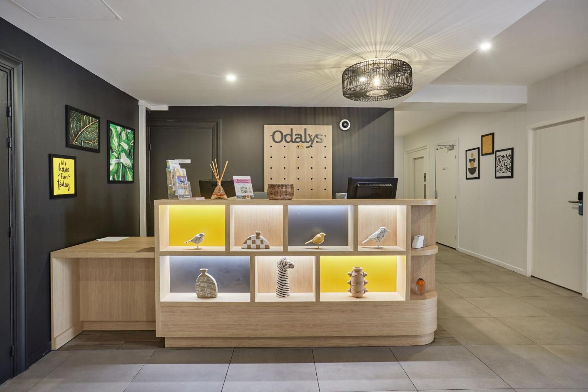 Appart Hotel Odalys City Aix En Provence L'Atrium Aix-en-Provence Exterior photo
