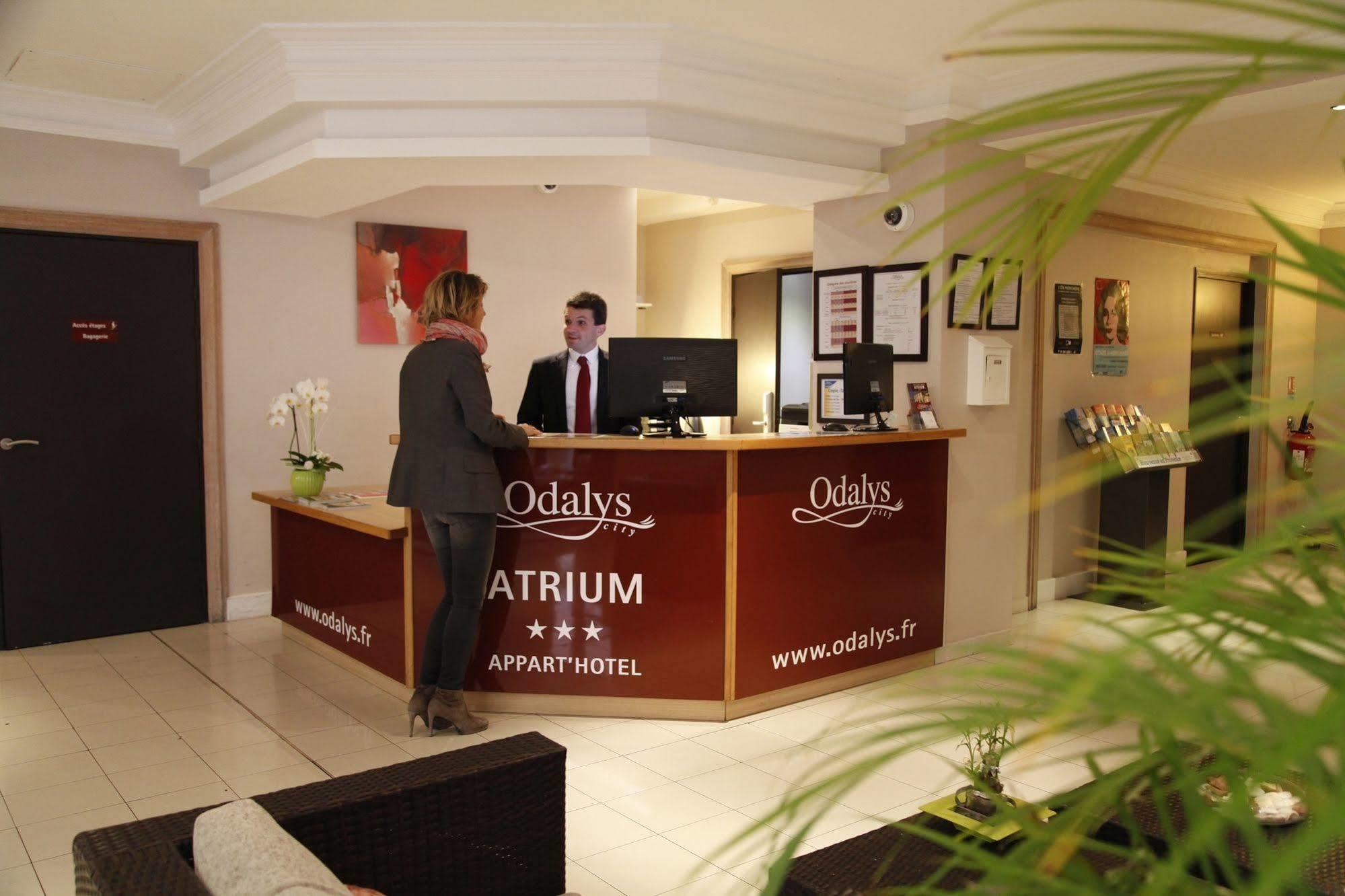 Appart Hotel Odalys City Aix En Provence L'Atrium Aix-en-Provence Exterior photo